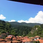 Vasilevi House Гостевой дом Девин